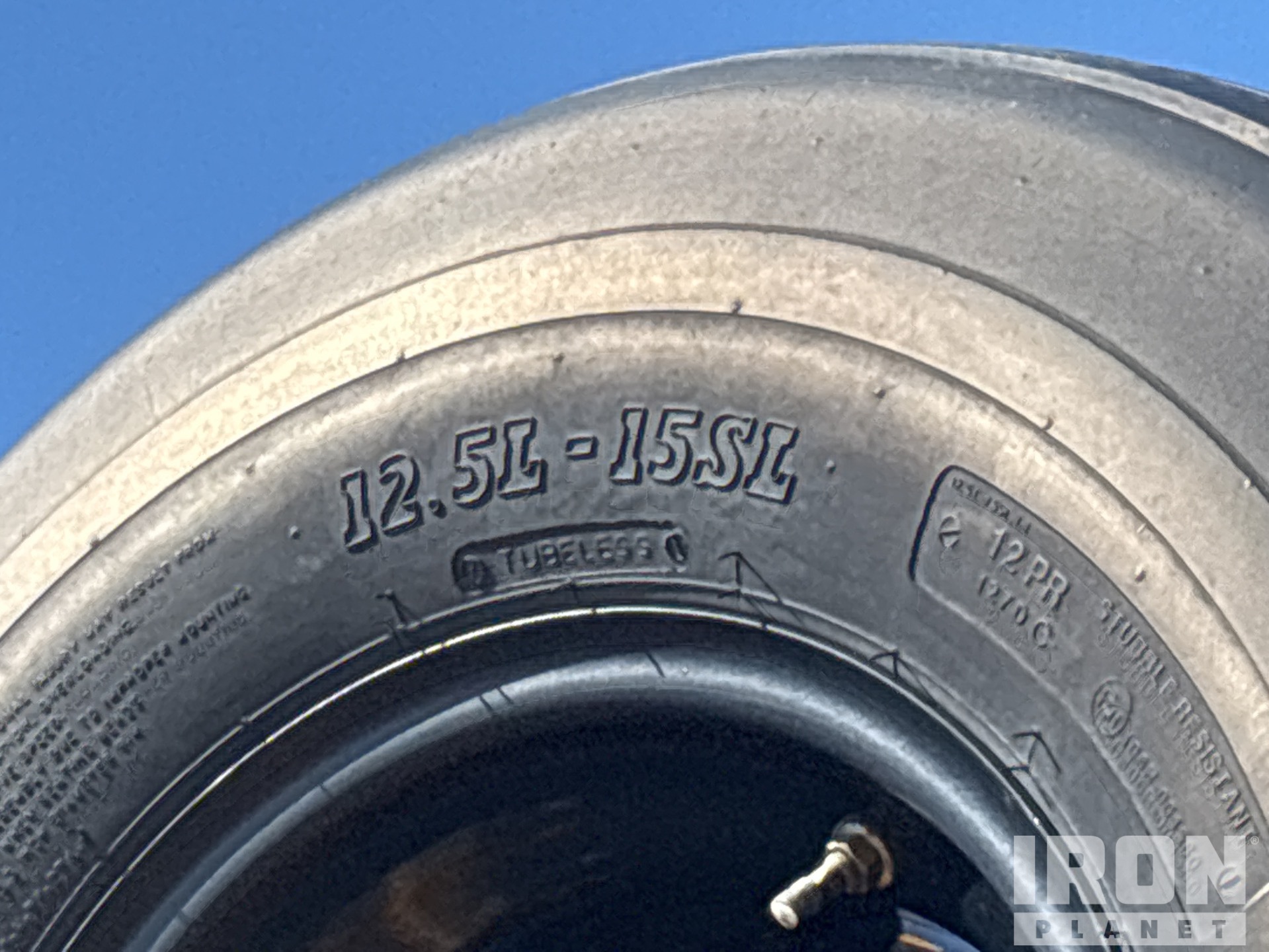 2023 Seedmaster ULTRA SR