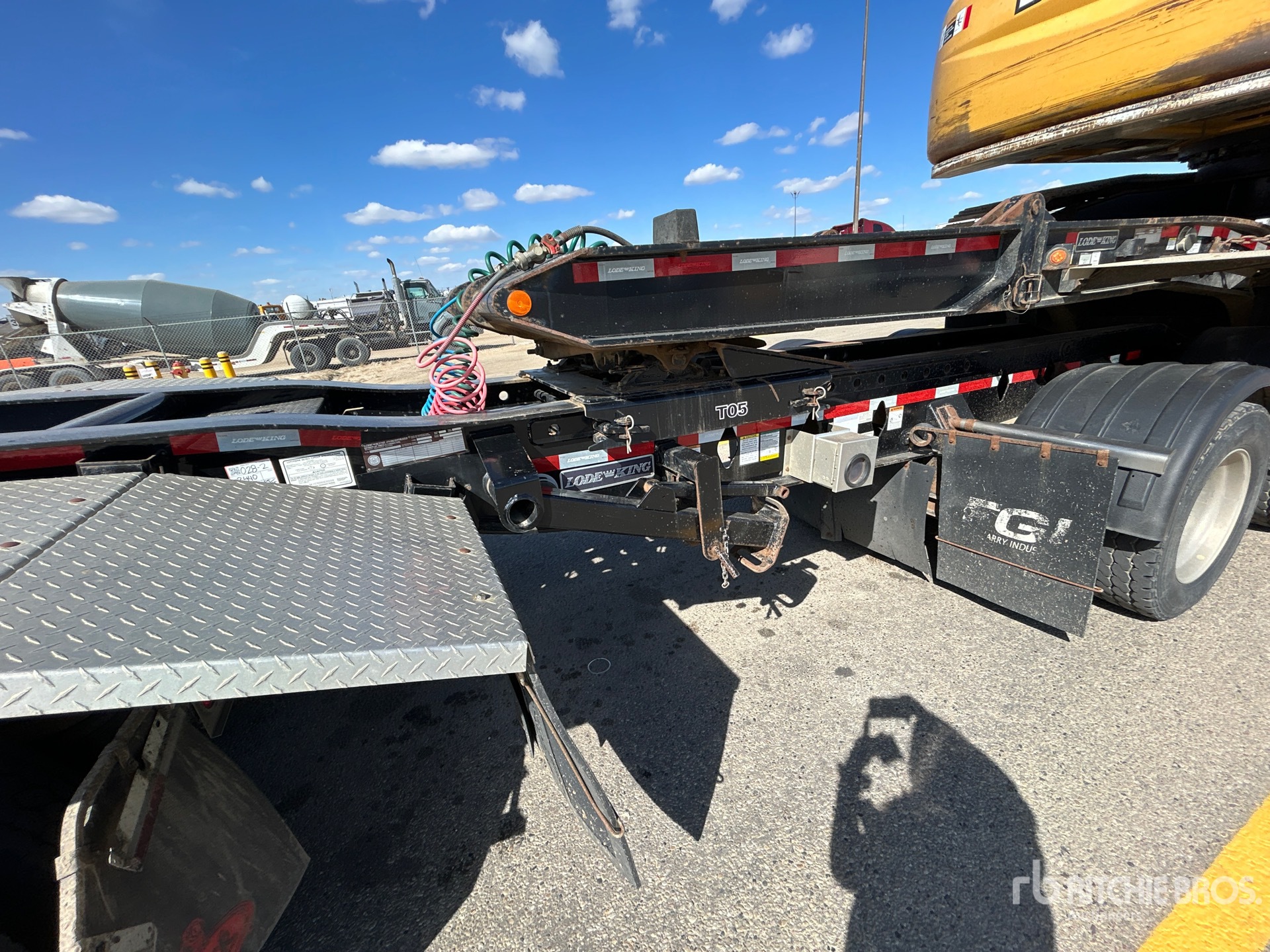 Photo of a 2015 Load King  20000 kg T/A