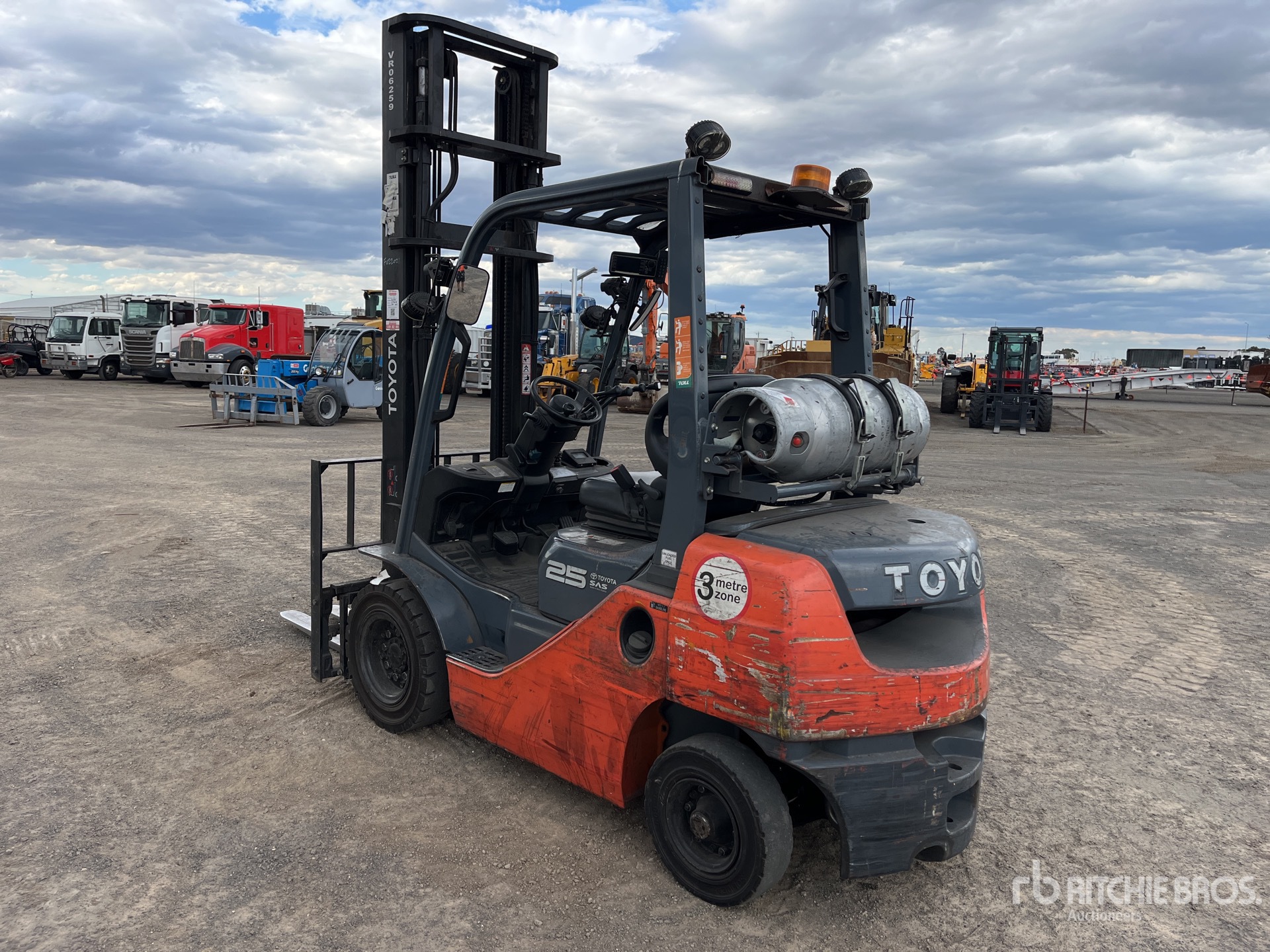 General Appearance with Picture, Left Rear Corner