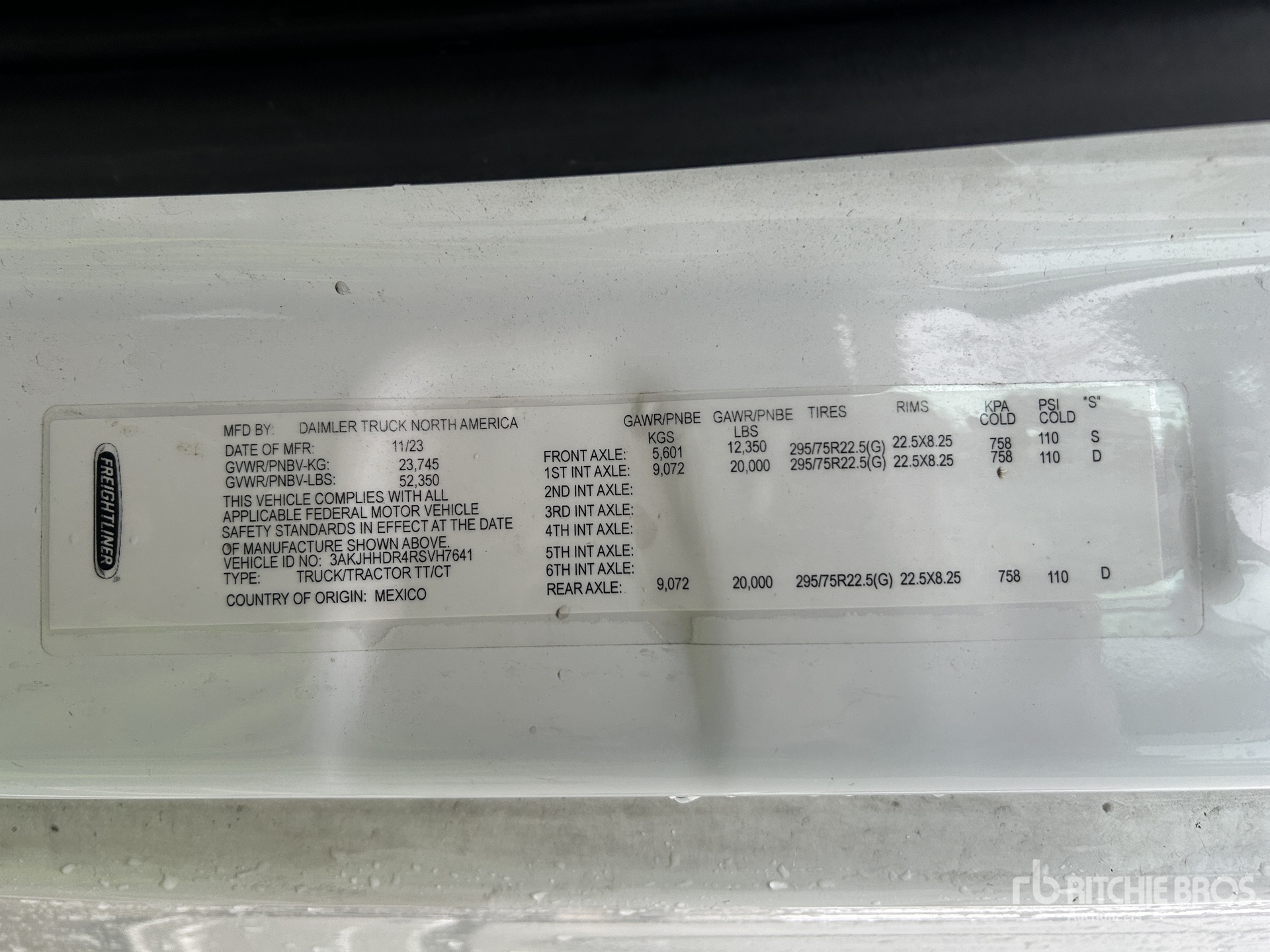 General Appearance with Serial Number / VIN