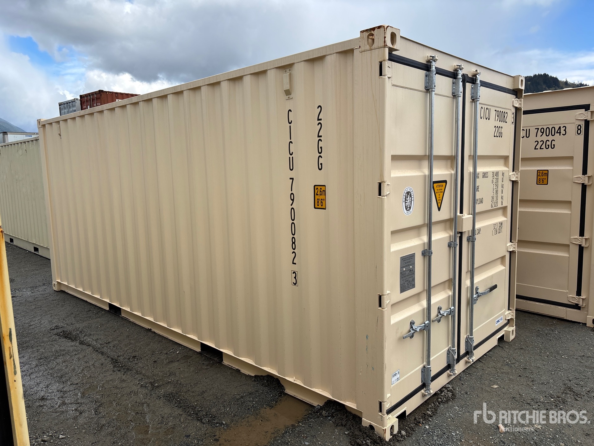 General Appearance with Picture, Right Front Corner