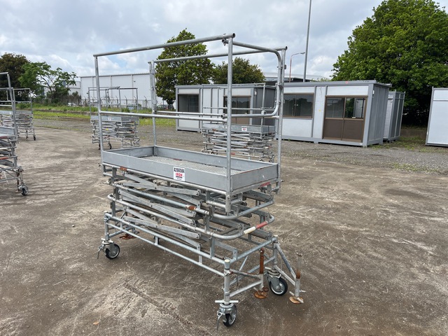 2009 年 Nittetsu kenzai US-25SR Scaffolding
