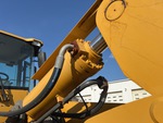 Hydraulics with Bucket Tilt Cylinders