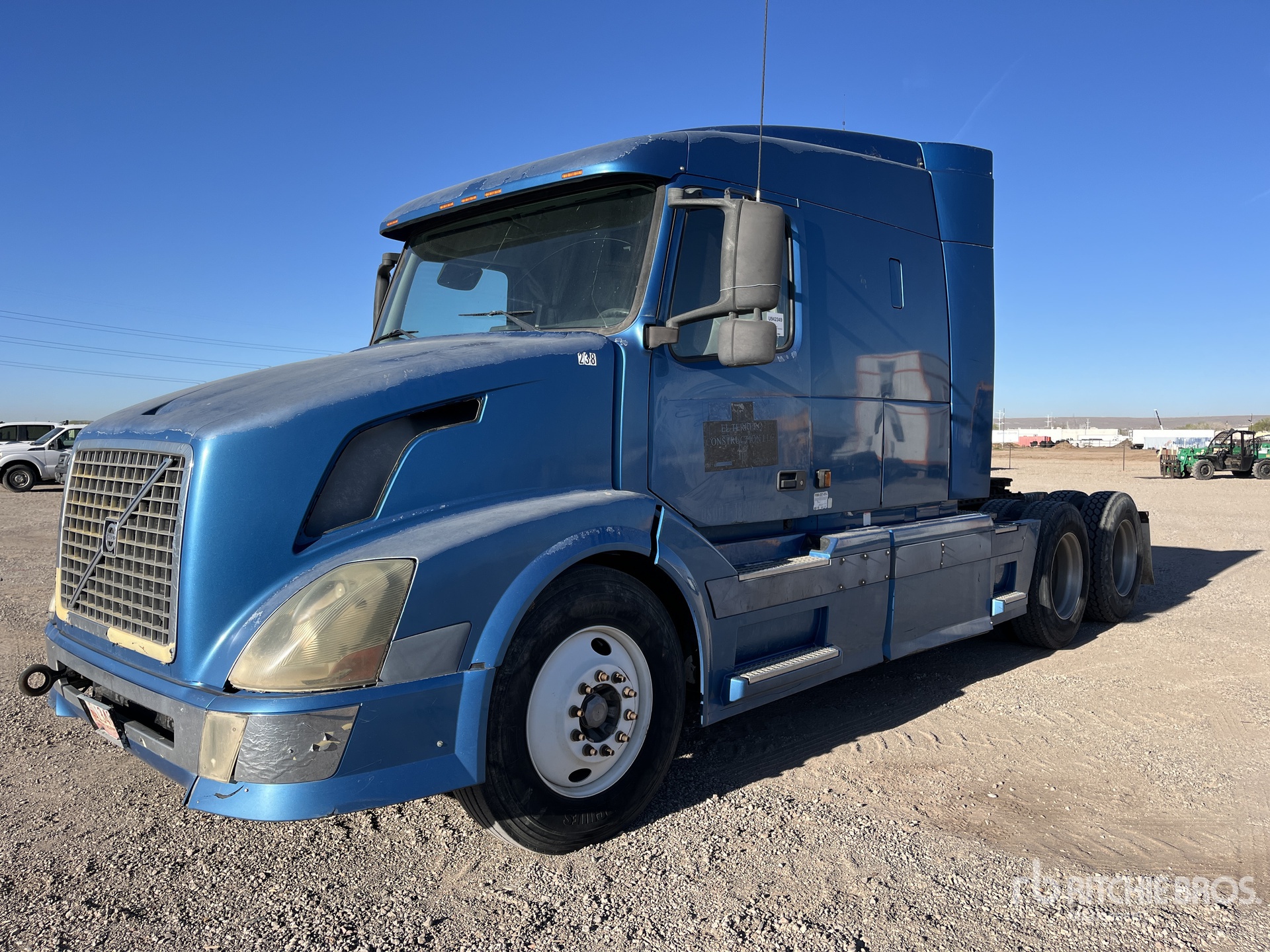 General Appearance with Picture, Left Front Corner