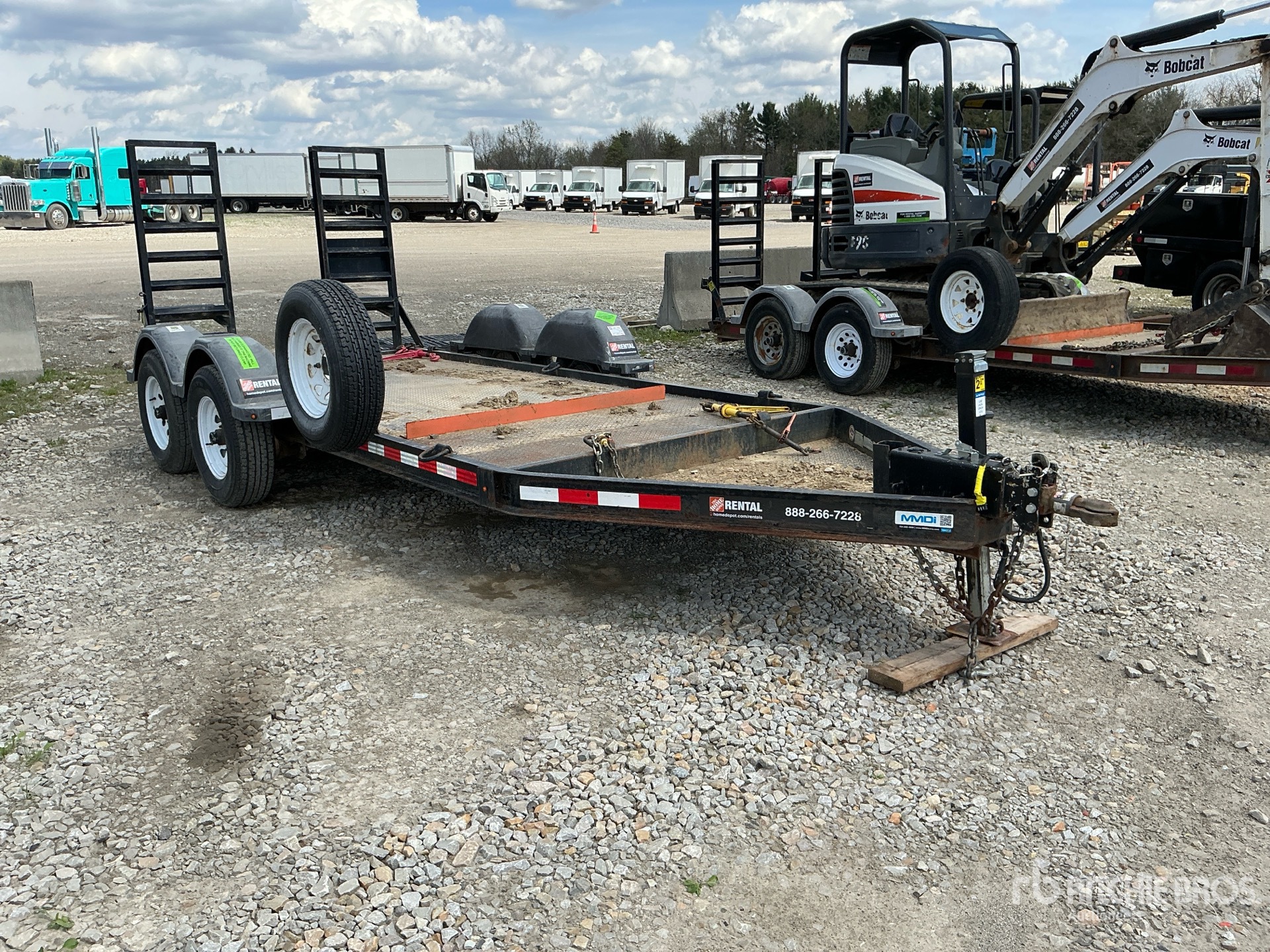 Aspect général with Image, coin avant droit