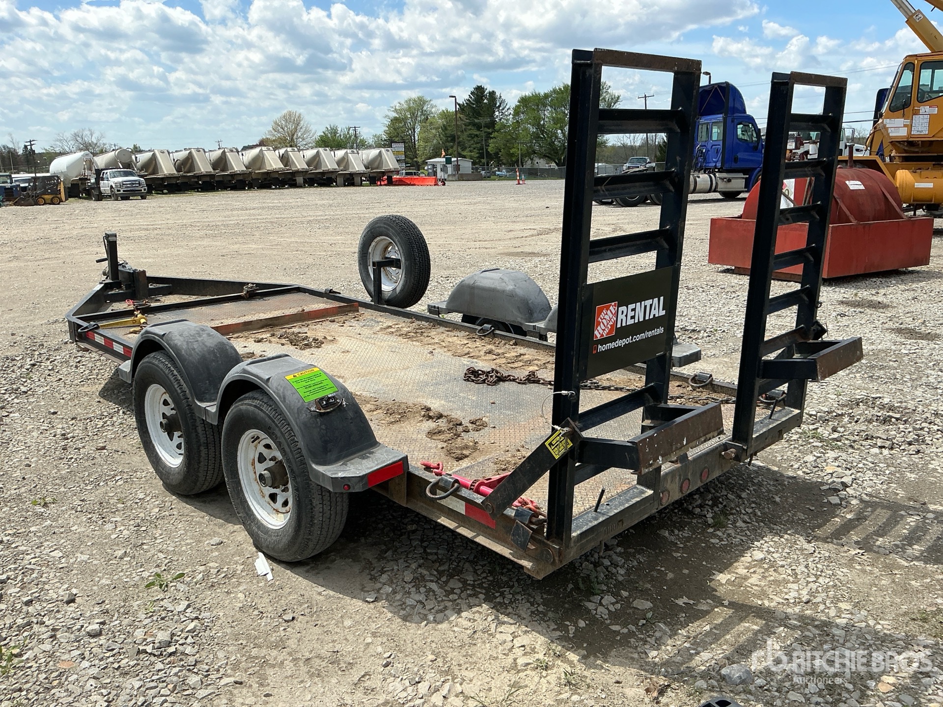 Aspect général with Image, coin arrière gauche