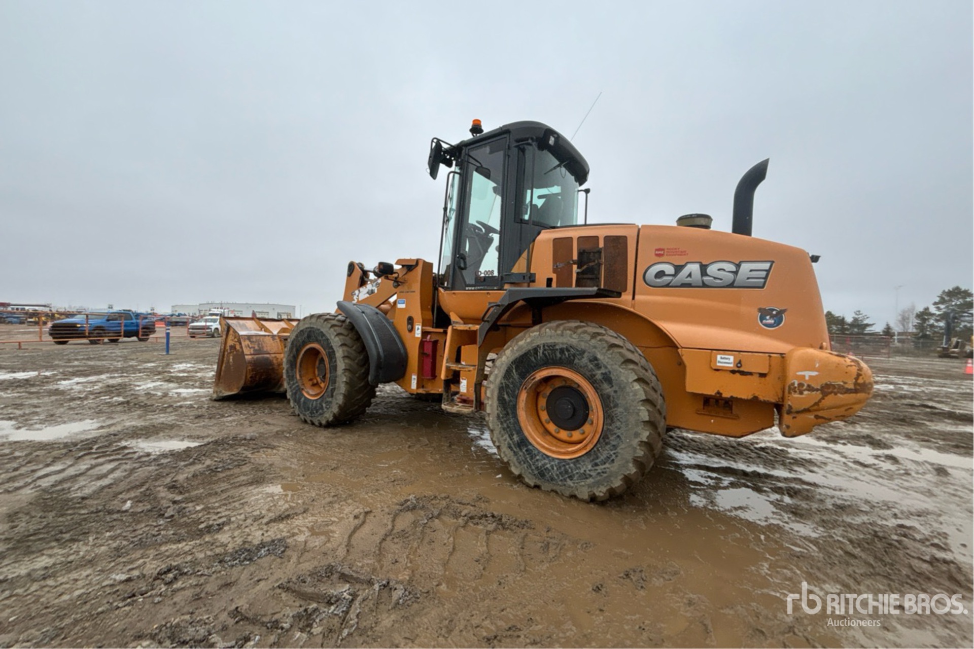 General Appearance with Picture, Left Rear Corner