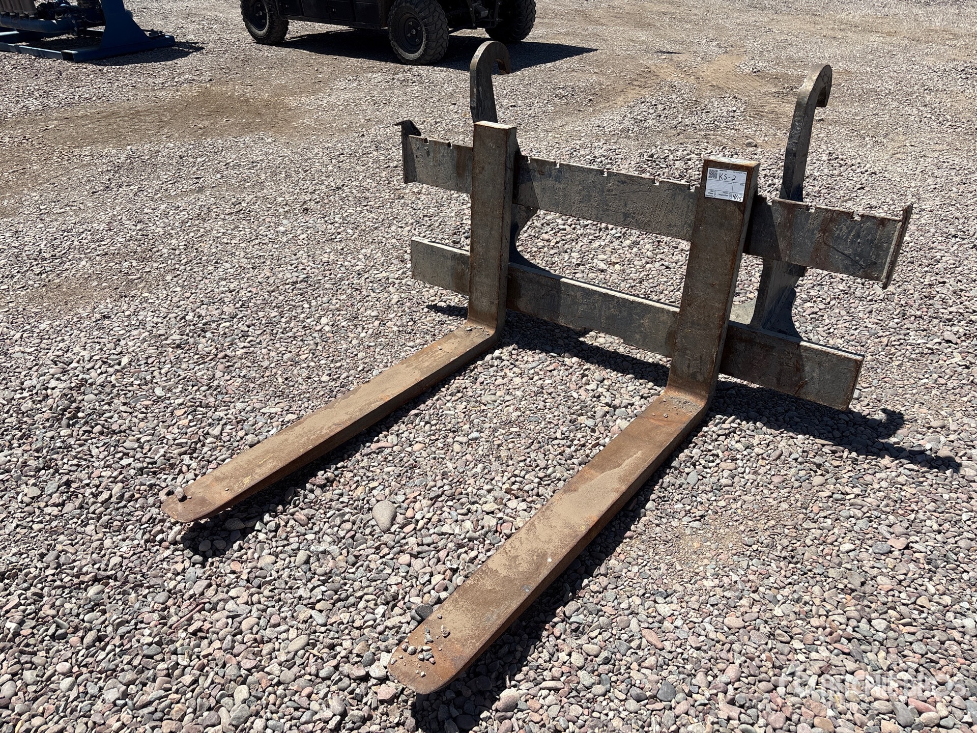 General Appearance with Bild, Ecke vorne links