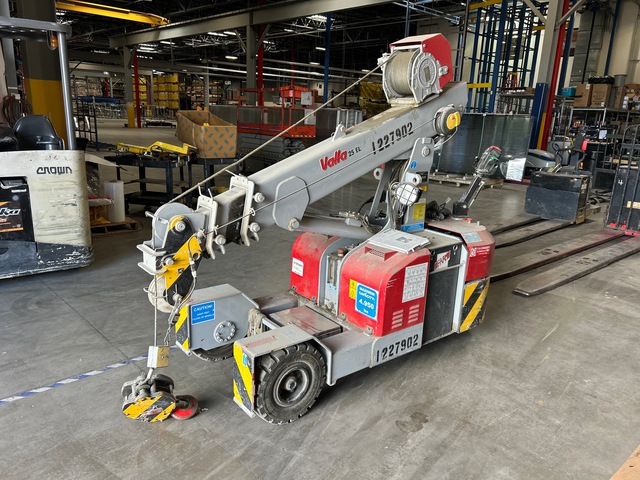 2011 Valla 25EL 4950 lb Compact Crane (Inoperable)