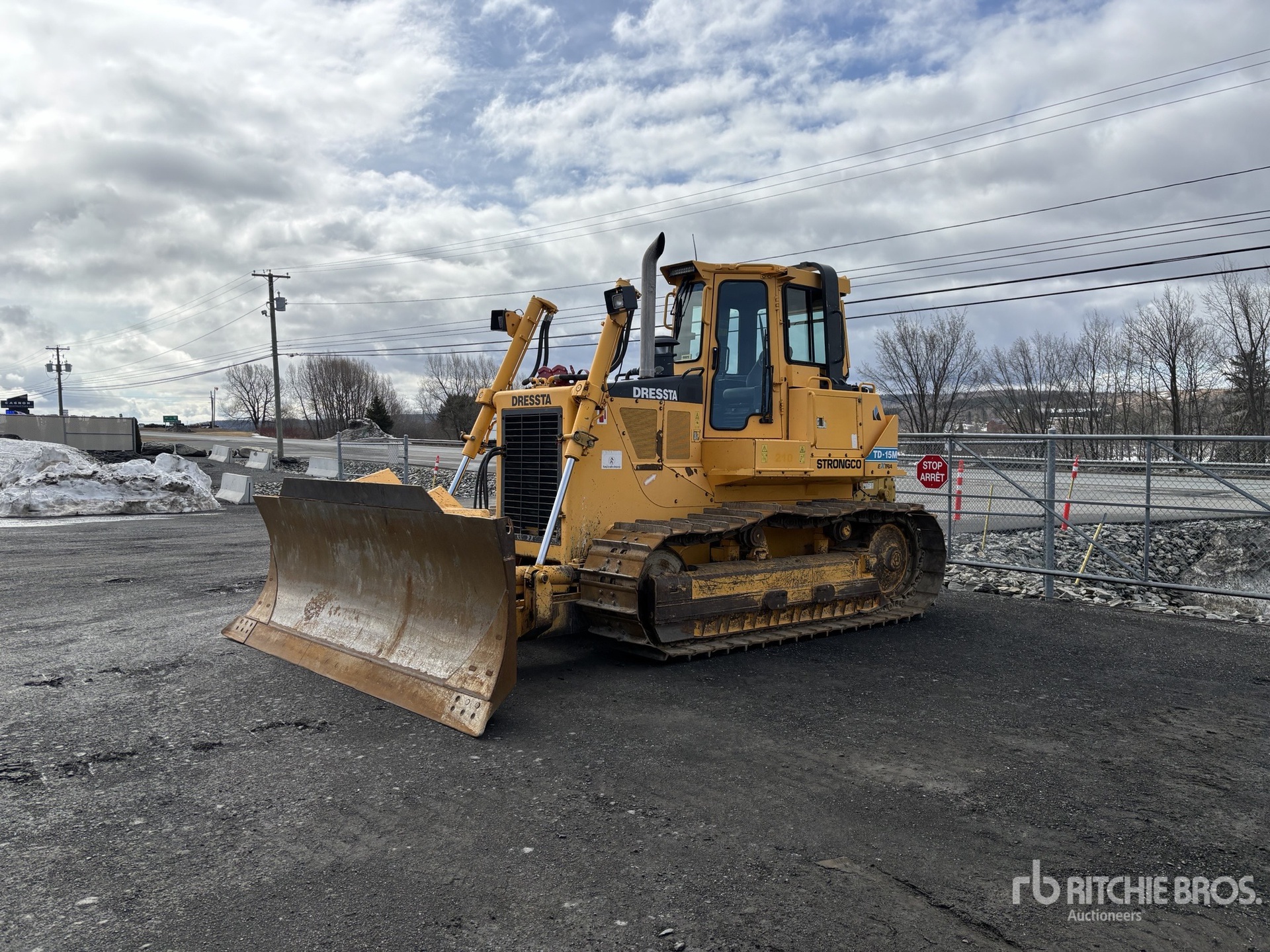 General Appearance with Featured Photo