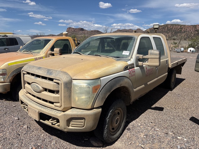 2016 Ford F-250 XL 4x4 Flatbed Truck
