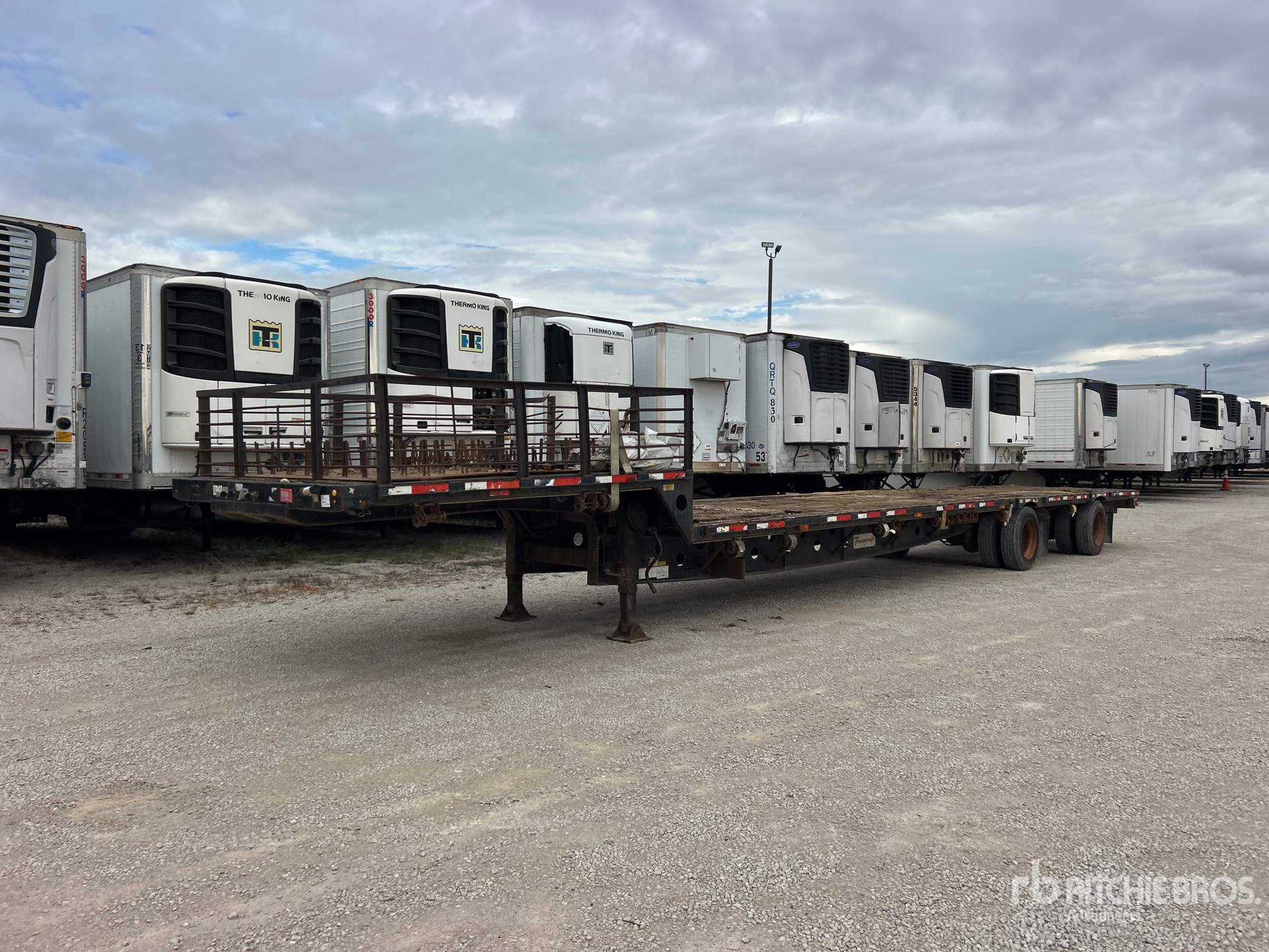 Photo of 2007 Transcraft 53 ft T/A Spread Axle