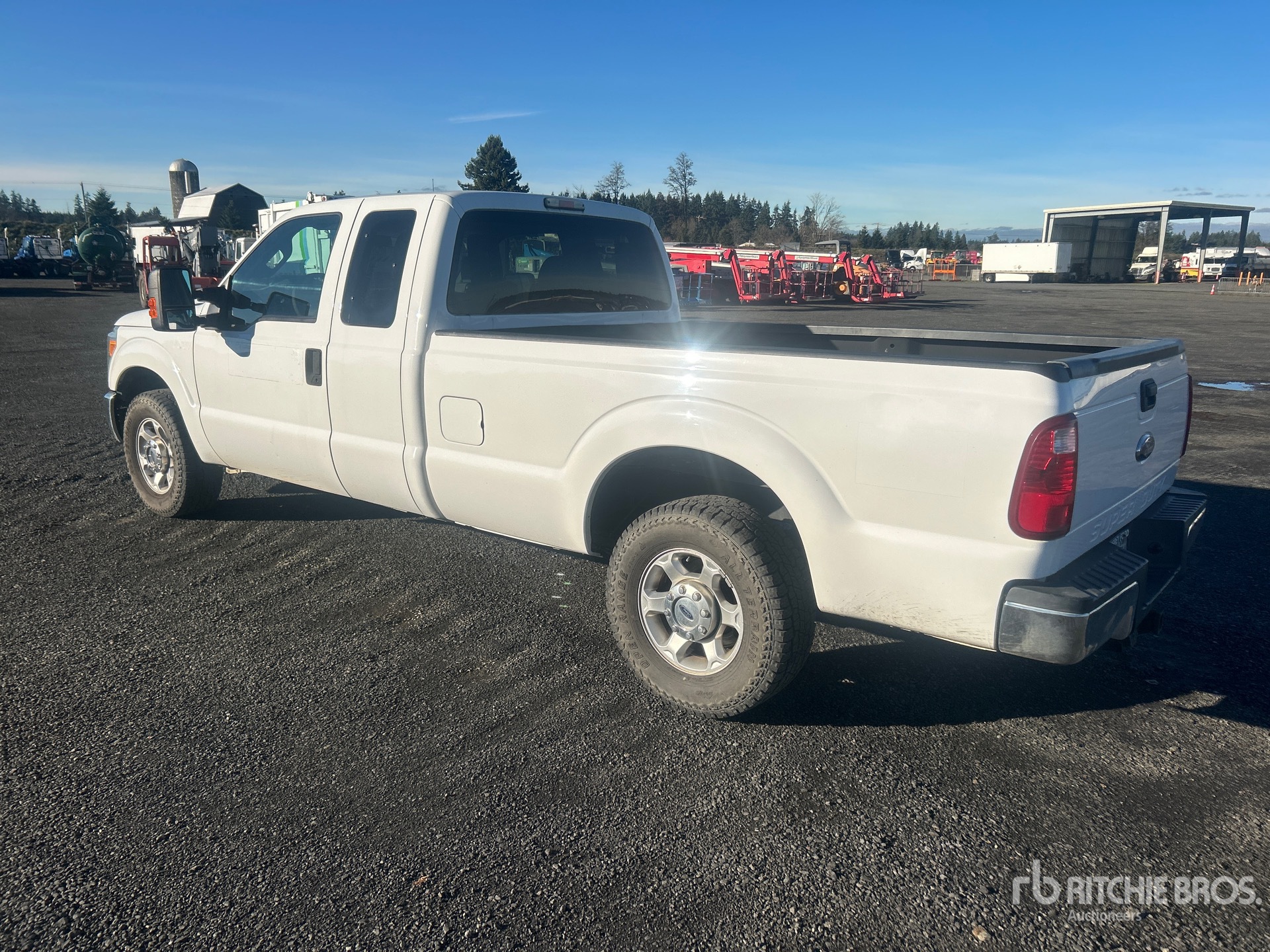 General Appearance with Imagen: esquina trasera izquierda