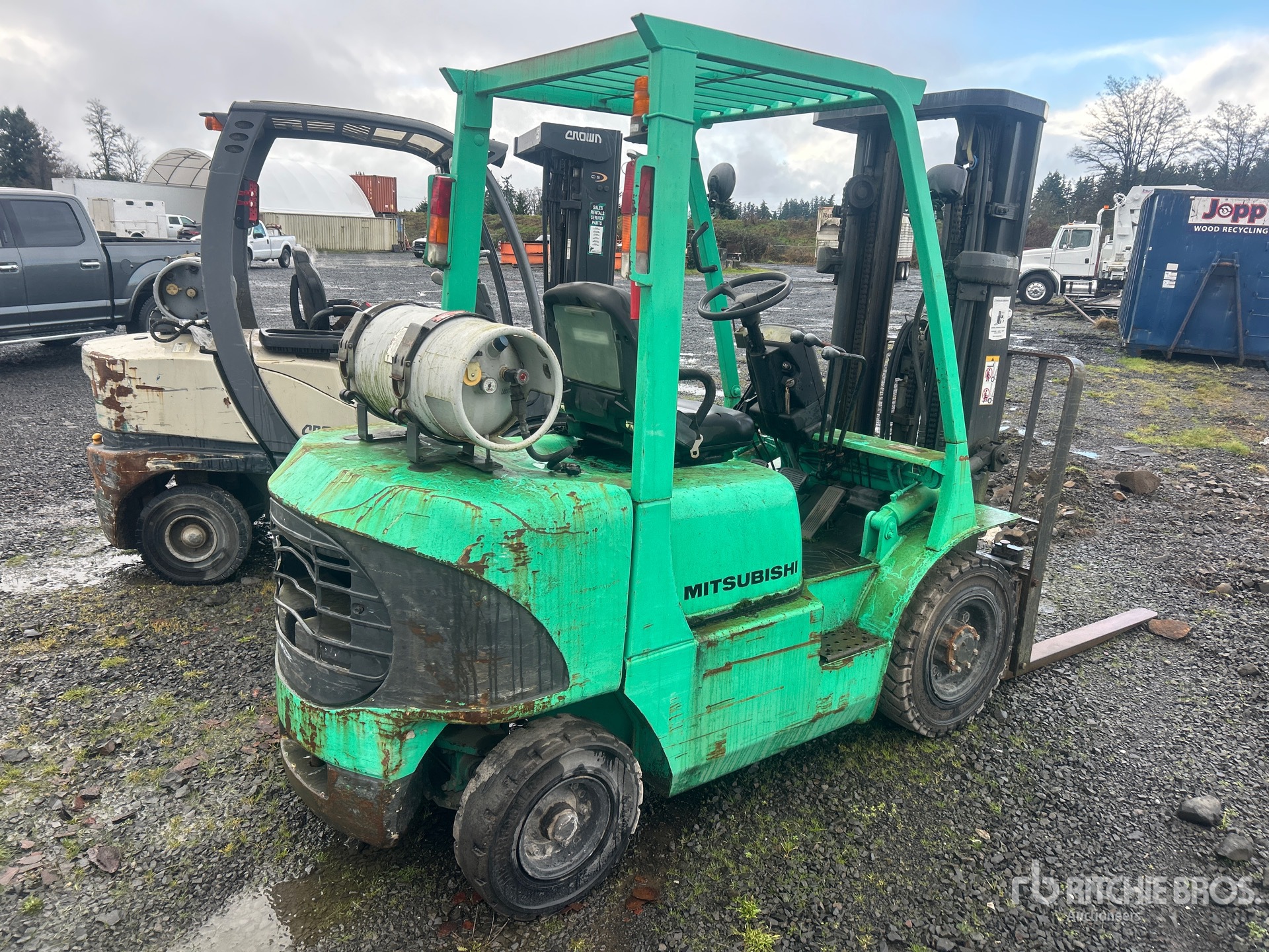 General Appearance with Picture, Right Rear Corner