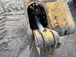 Hydraulics with Grapple Cylinders