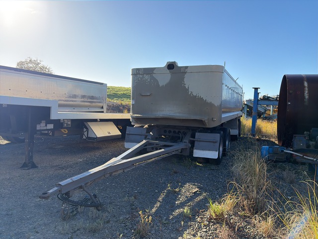 2008 TES Quad/A Drawbar Aluminum Tipping Trailer