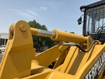 Hydraulics with Bucket Tilt Cylinders