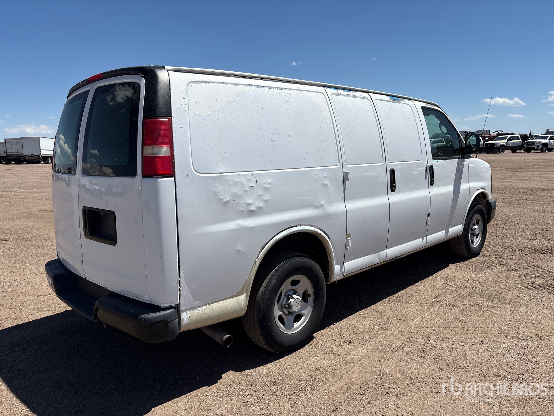 General Appearance with Picture, Right Rear Corner