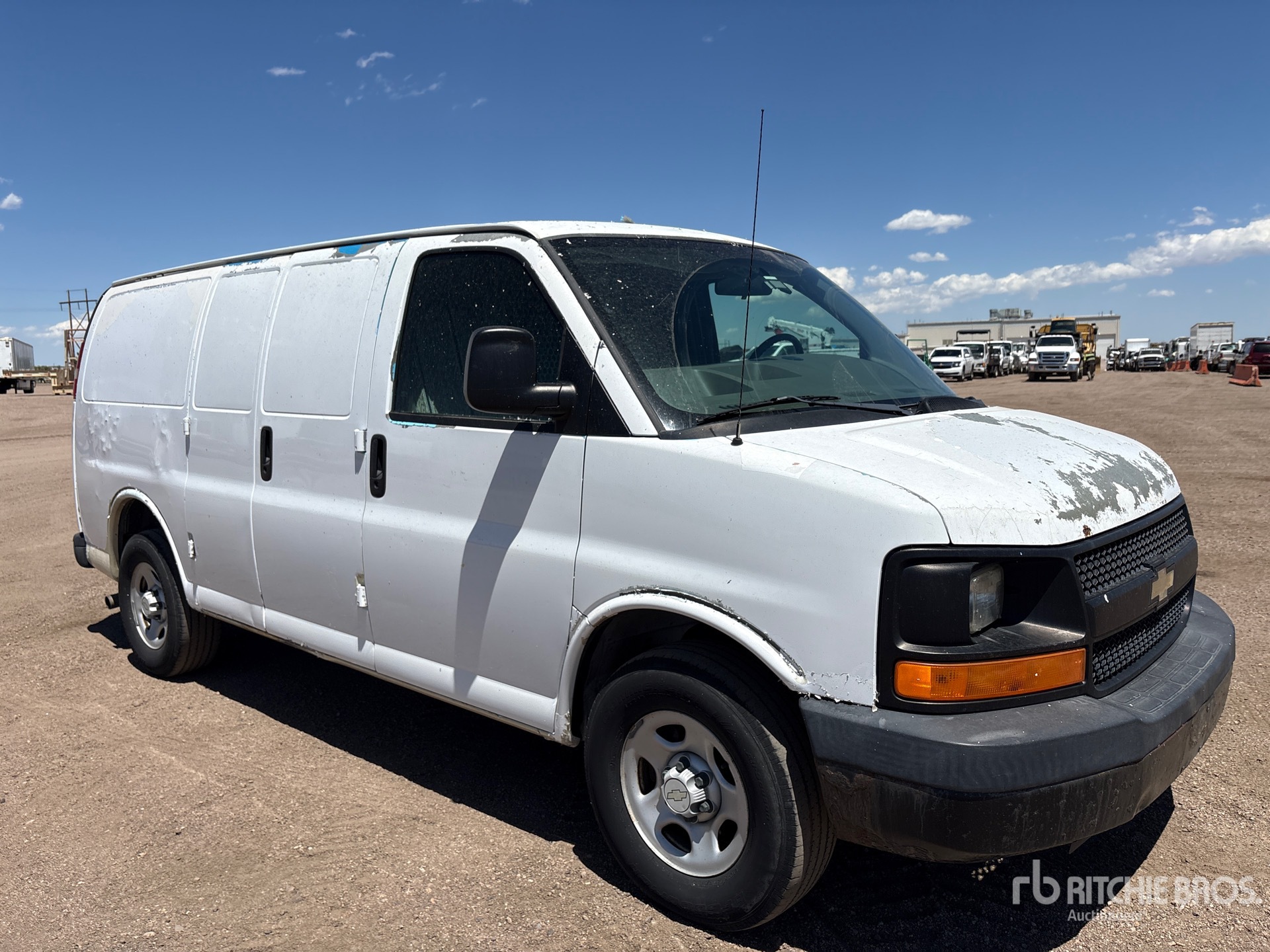 General Appearance with Picture, Right Front Corner