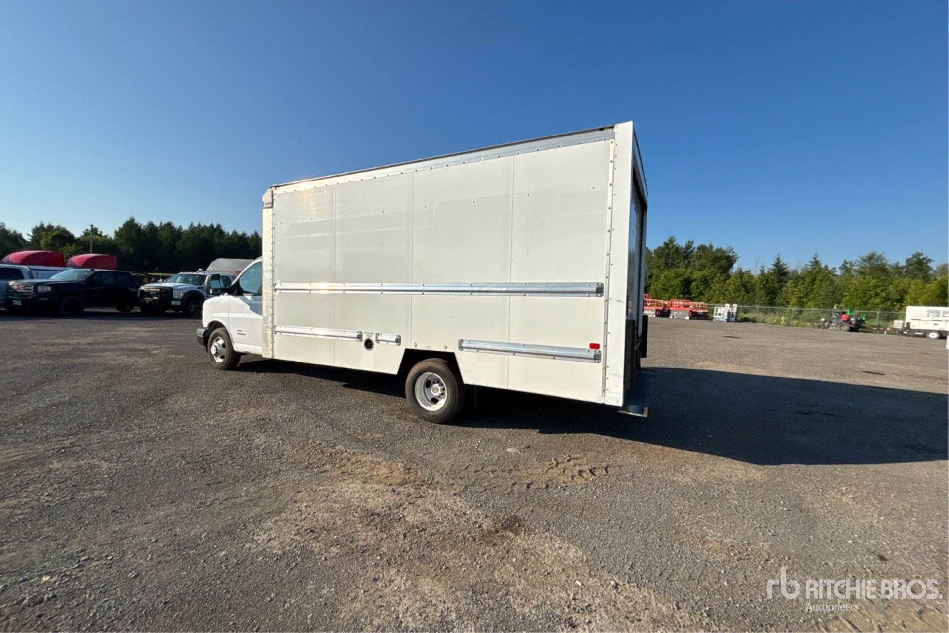 General Appearance with Picture, Left Rear Corner