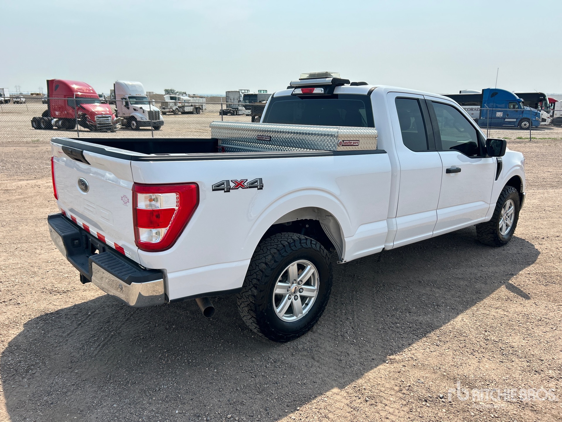 General Appearance with Picture, Right Rear Corner