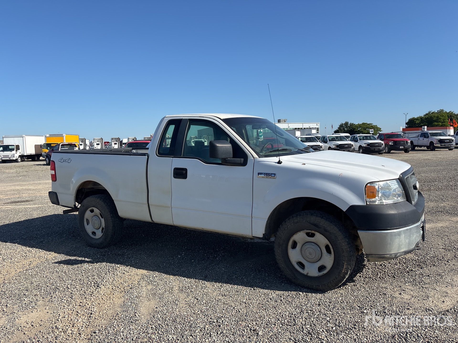 General Appearance with Picture, Right Front Corner