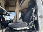 Cab with Seats/armrests