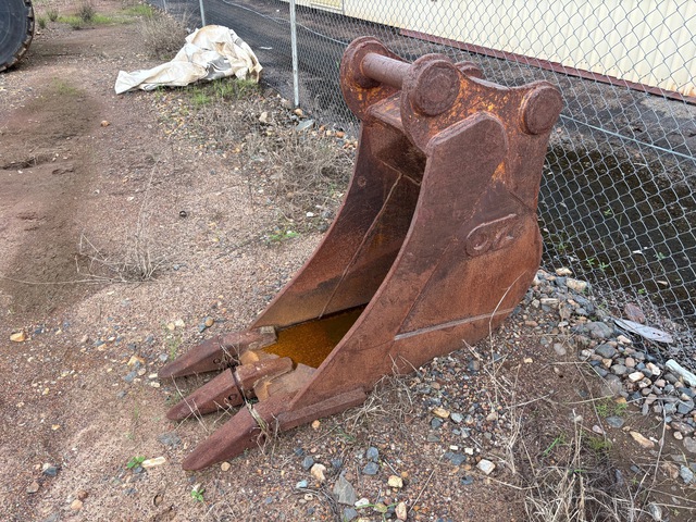 OZ 470 mm Q/C Digging Excavator Bucket