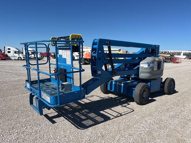 2017 Genie Z-45/25 2WD Electric Articulating Boom Lift 2017 Genie Z-45/25 2WD Electric Articulating Boom Lift