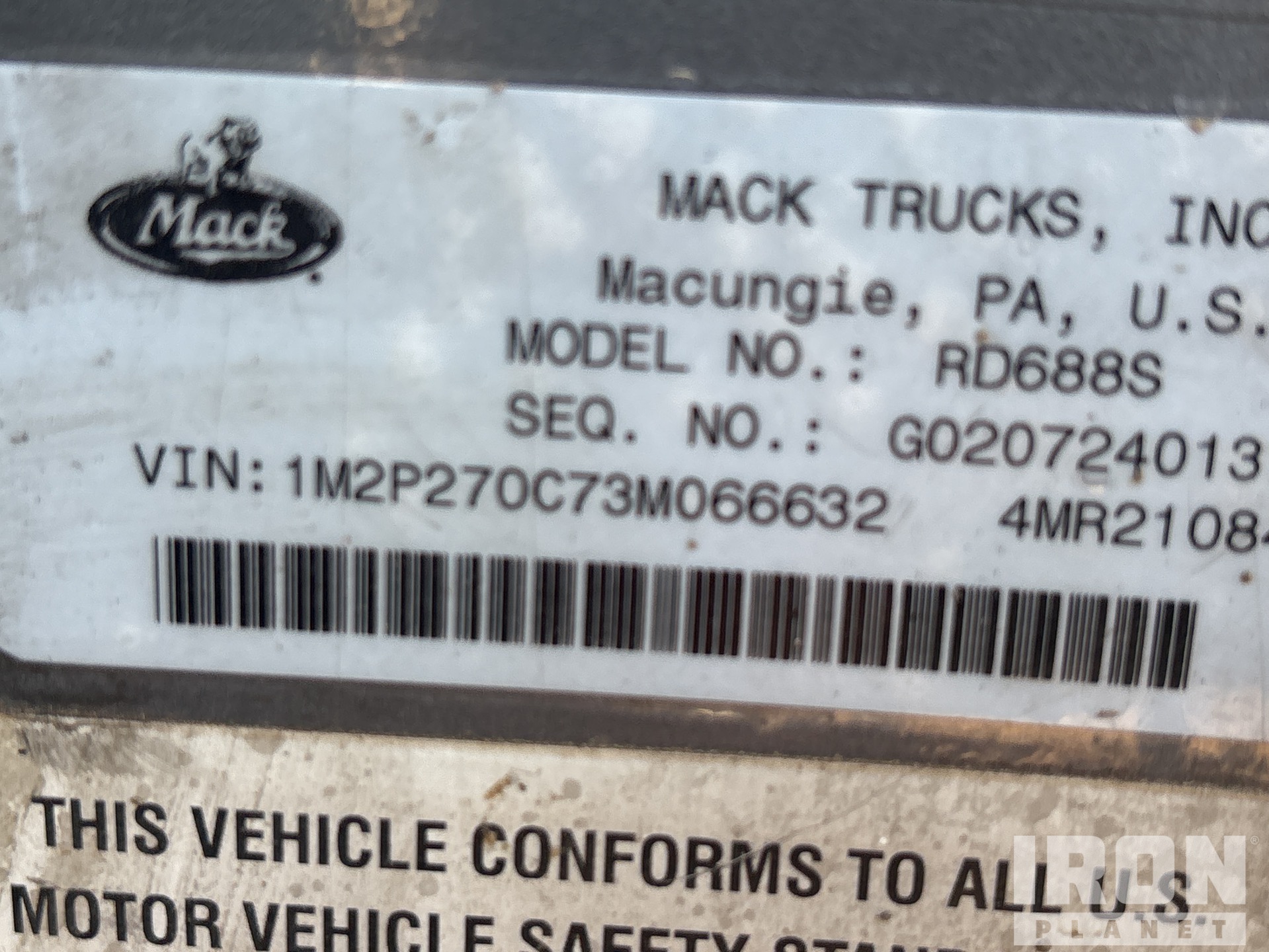2003 Mack RD688S