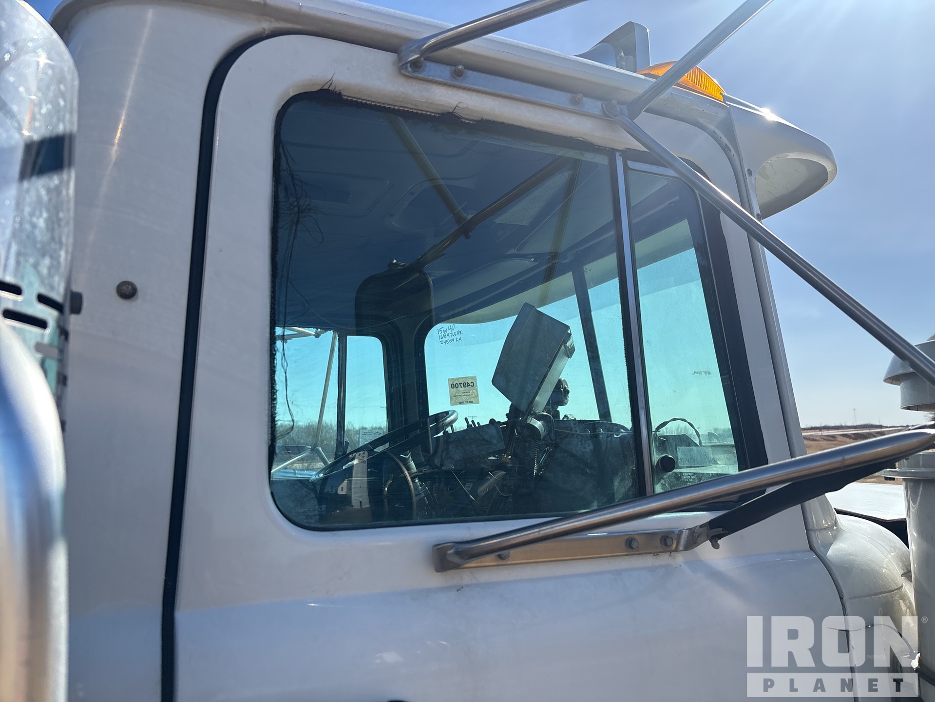 2003 Mack RD688S