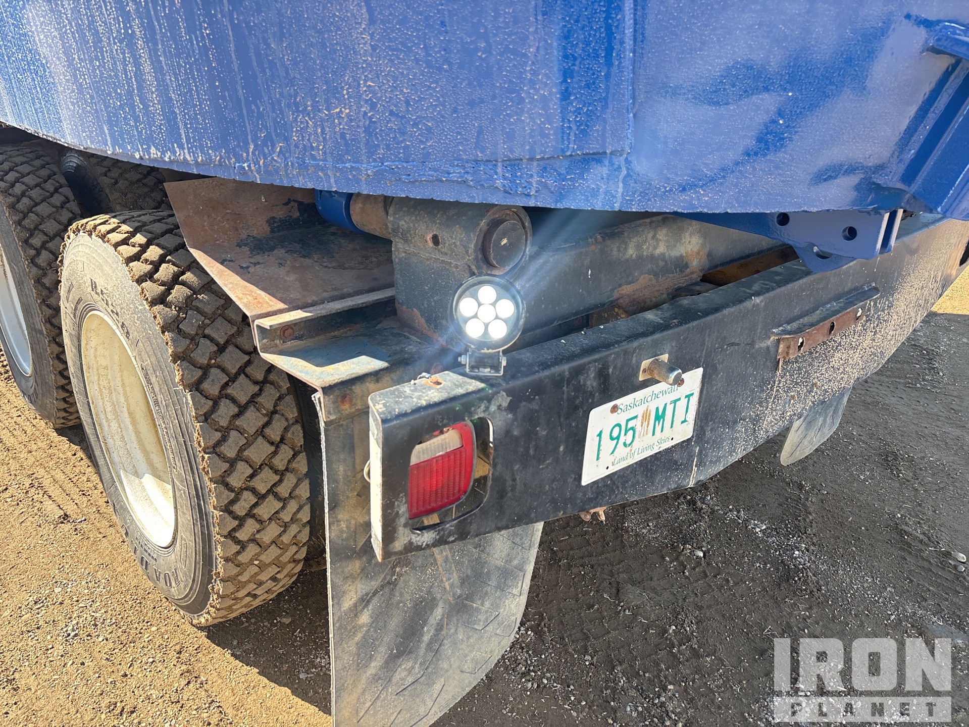2003 Mack RD688S