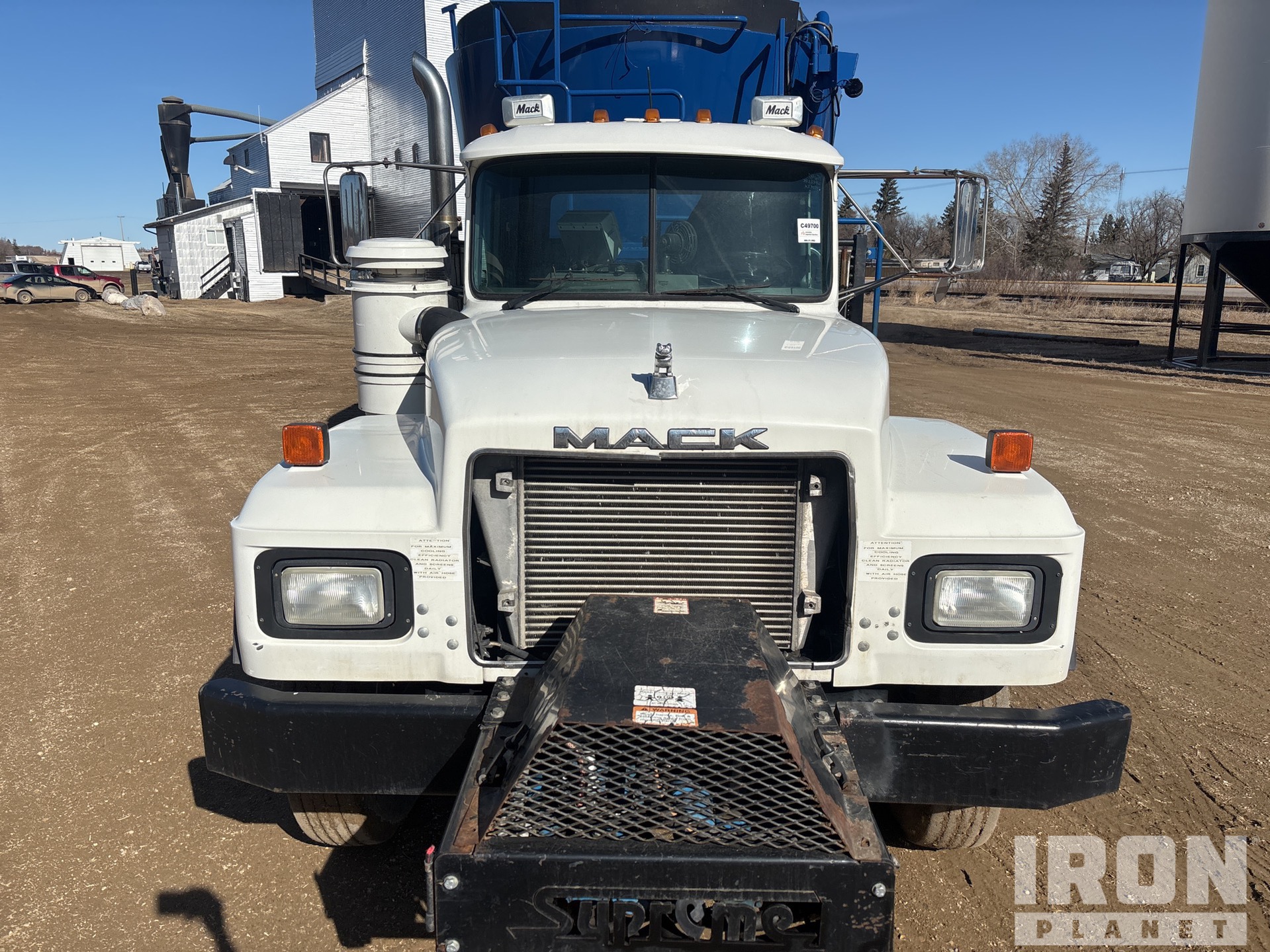 2003 Mack RD688S