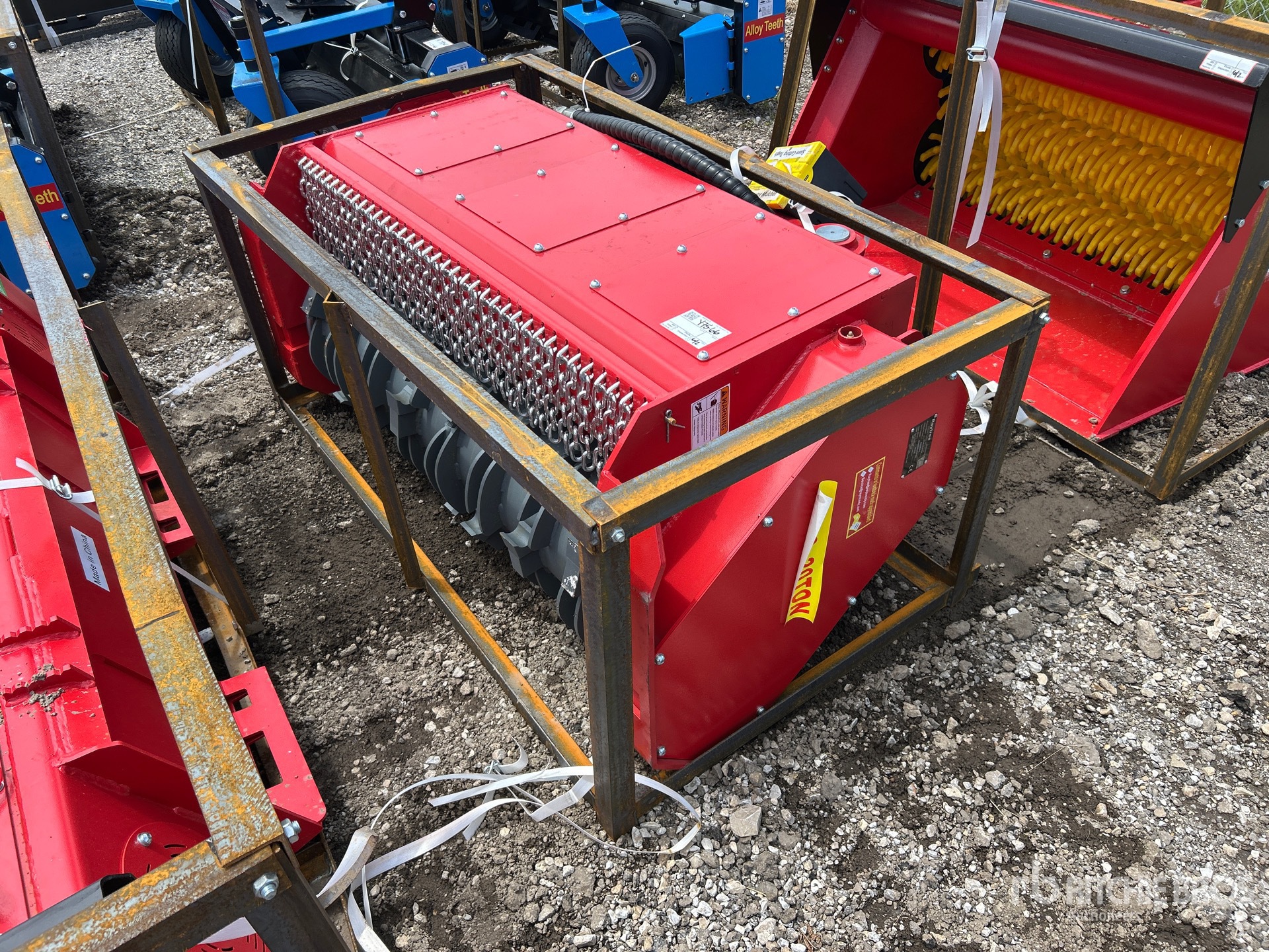 General Appearance with Bild, Ecke vorne links