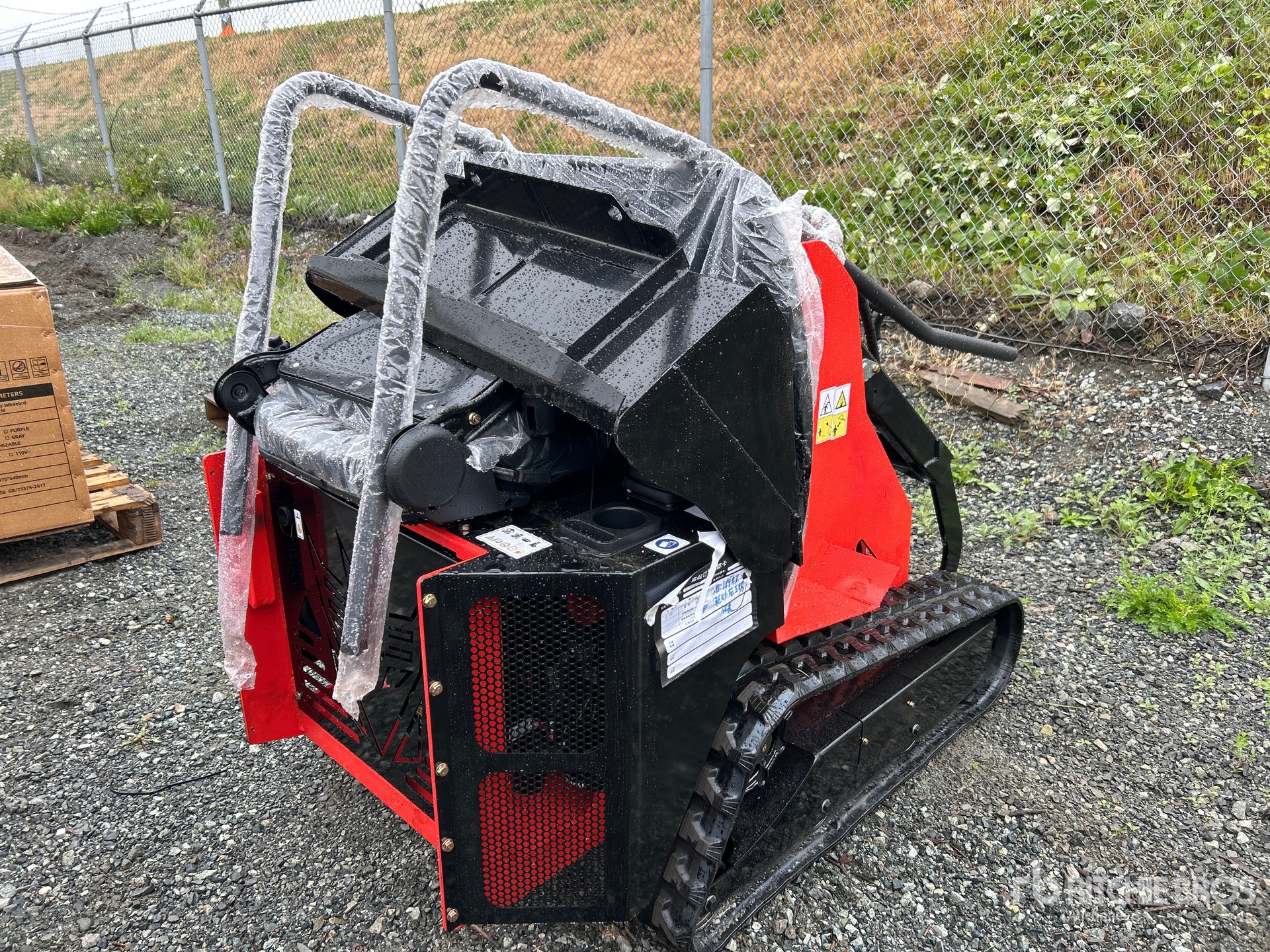 General Appearance with Picture, Right Rear Corner