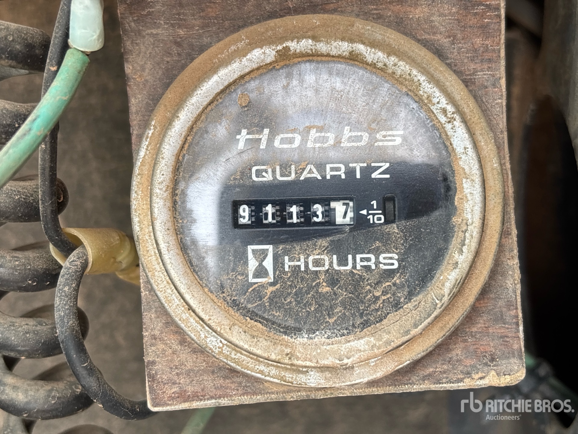 General Appearance with Hour Meter / Odometer