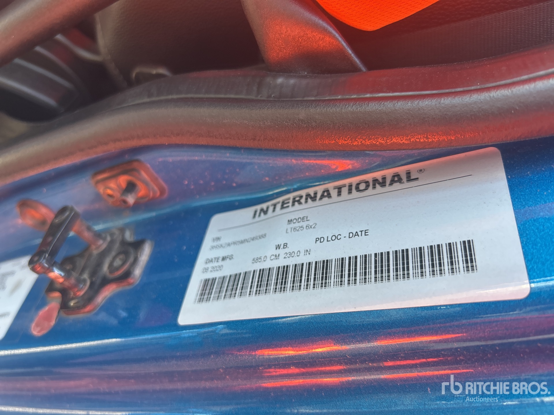 Photo of a 2021 International LT625