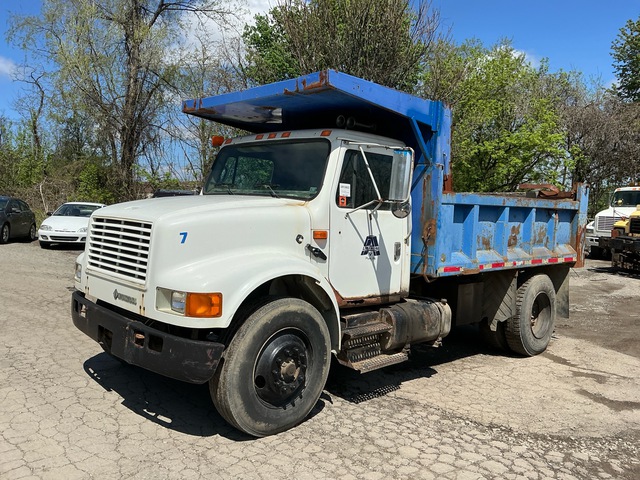 1992 International 4900 4x2 S/A Dump Truck 1992 International 4900 4x2 S/A Dump Truck