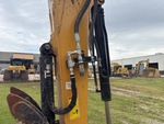 Hydraulics with Auxiliary Hydraulic Plumbing