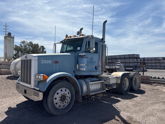 2006 Peterbilt 378 6x4 T/A Day Cab Truck Tractor (Inoperable)