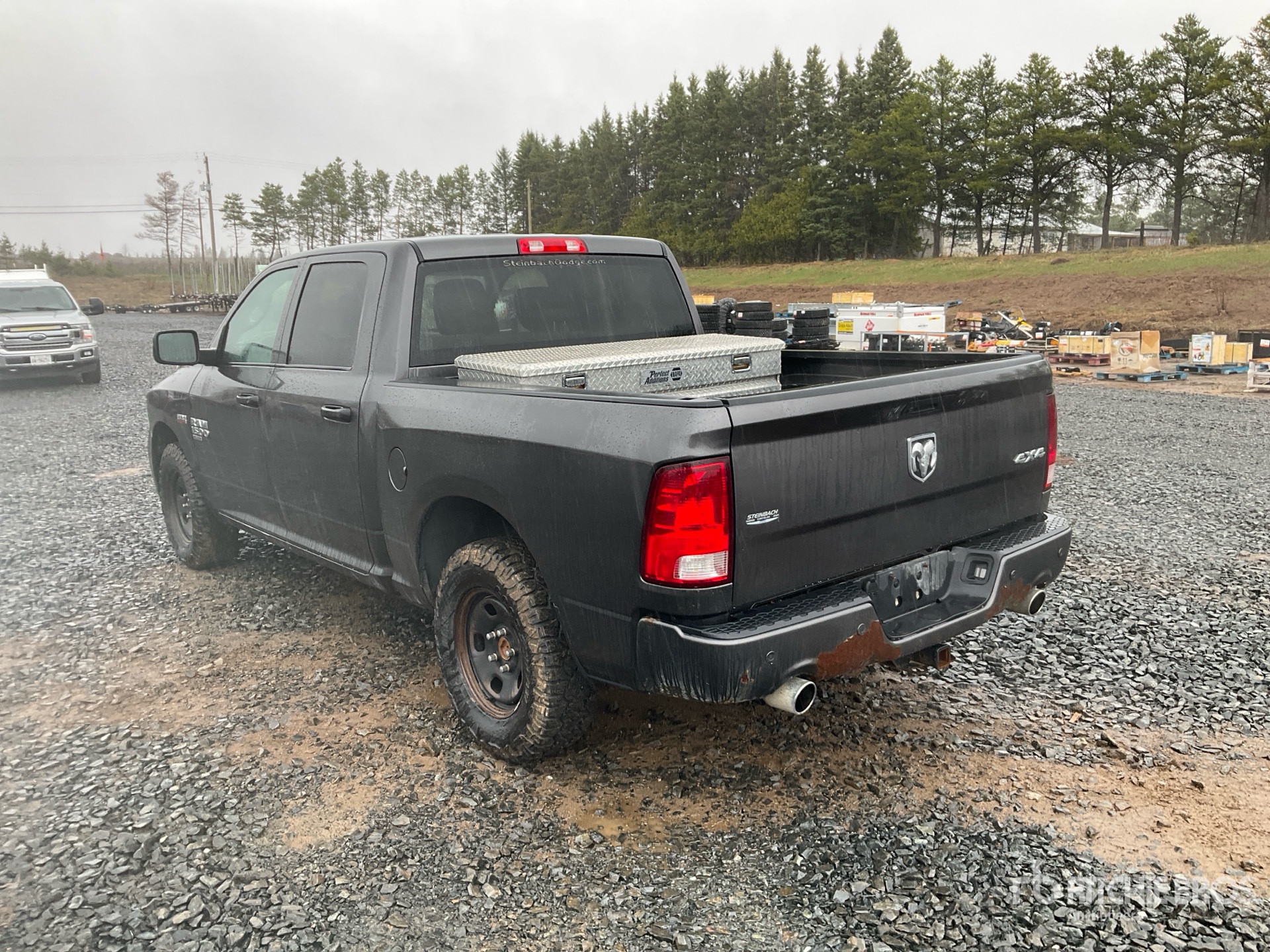 General Appearance with Picture, Left Rear Corner