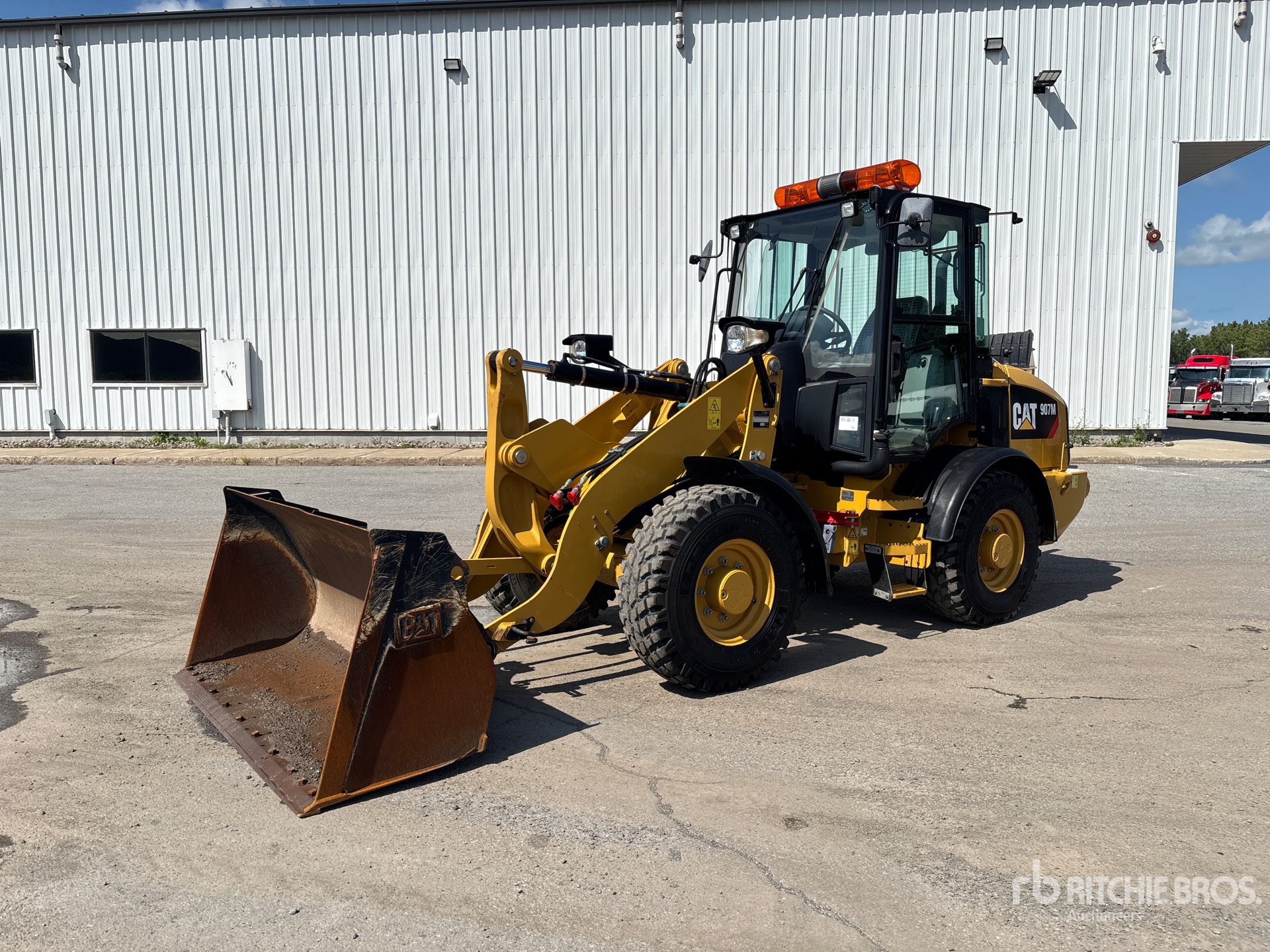 Photo of 2018 Caterpillar 907M