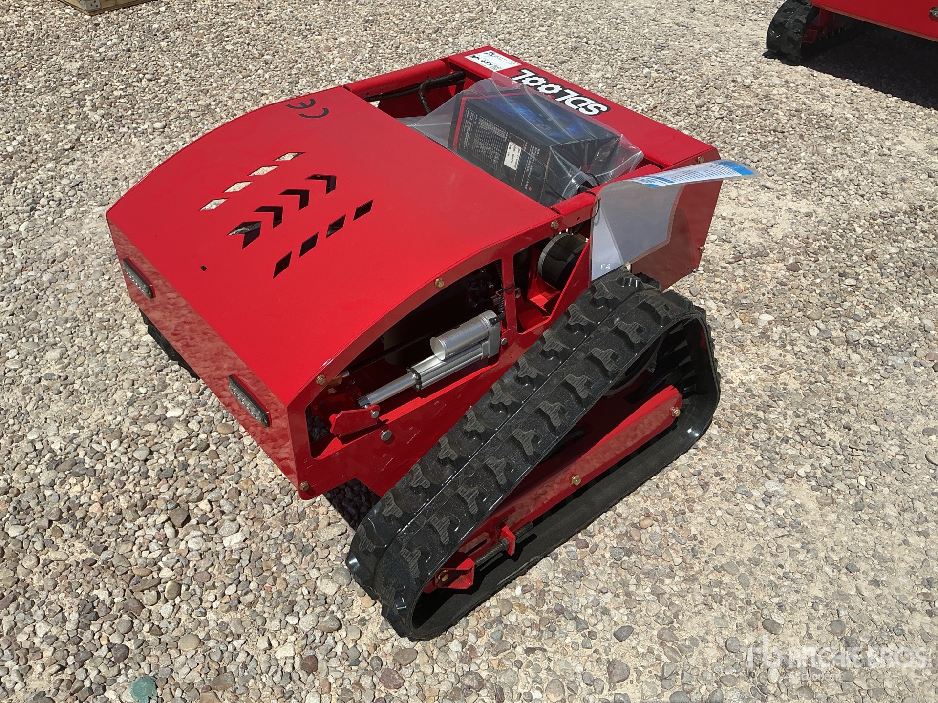 General Appearance with Picture, Left Front Corner