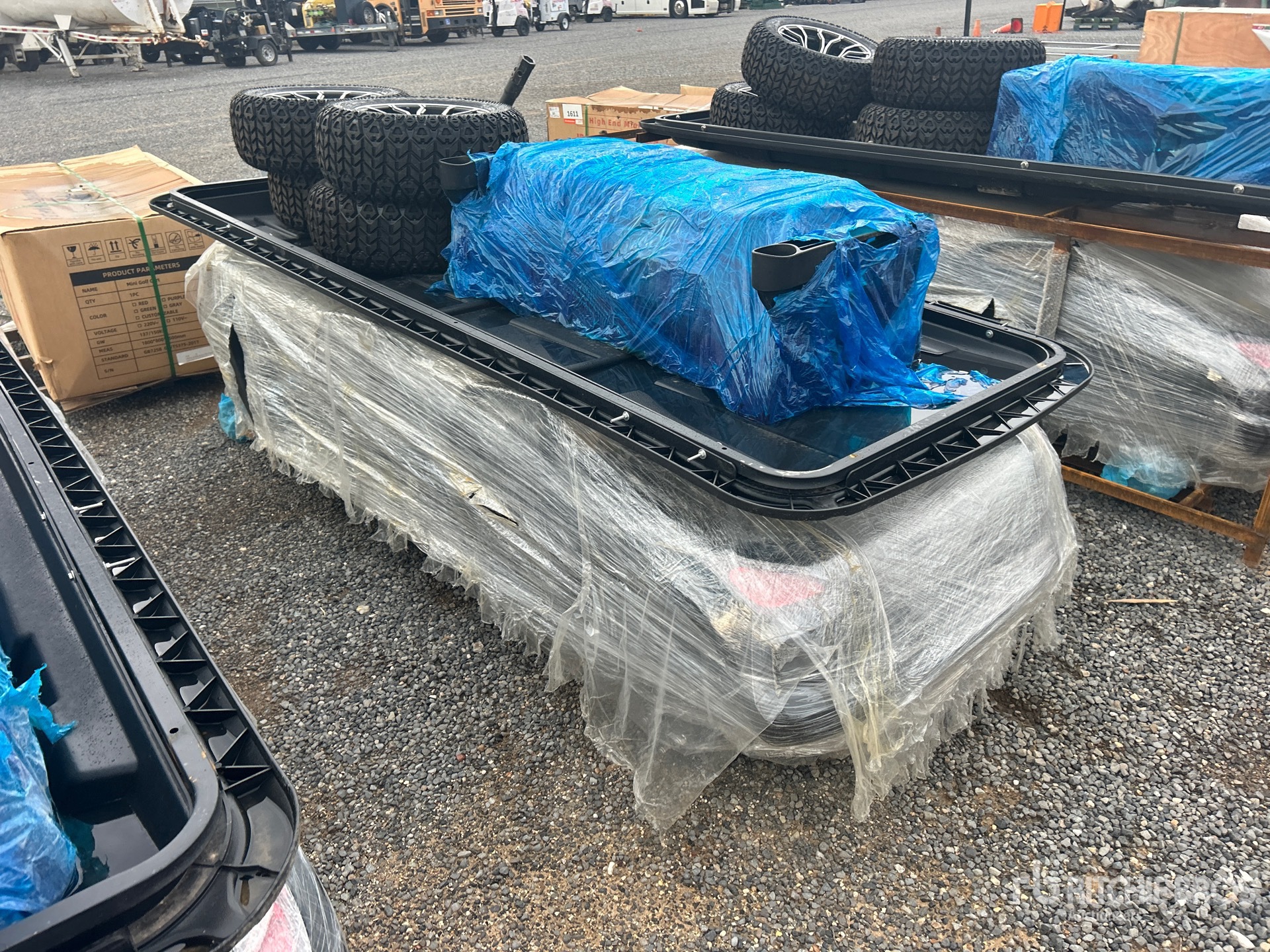 General Appearance with Picture, Left Rear Corner