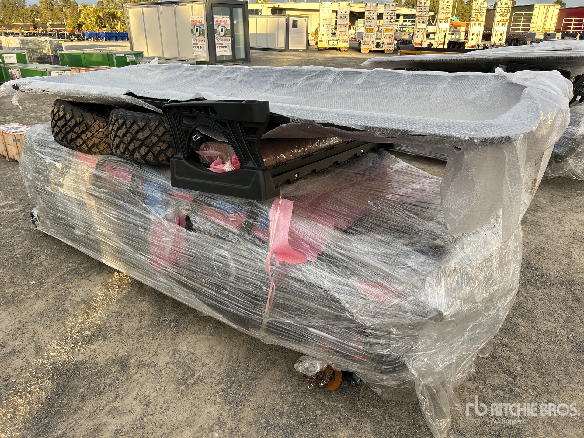 General Appearance with Picture, Right Rear Corner