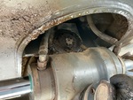 Drivetrain with Front Axle Oscillating Pin