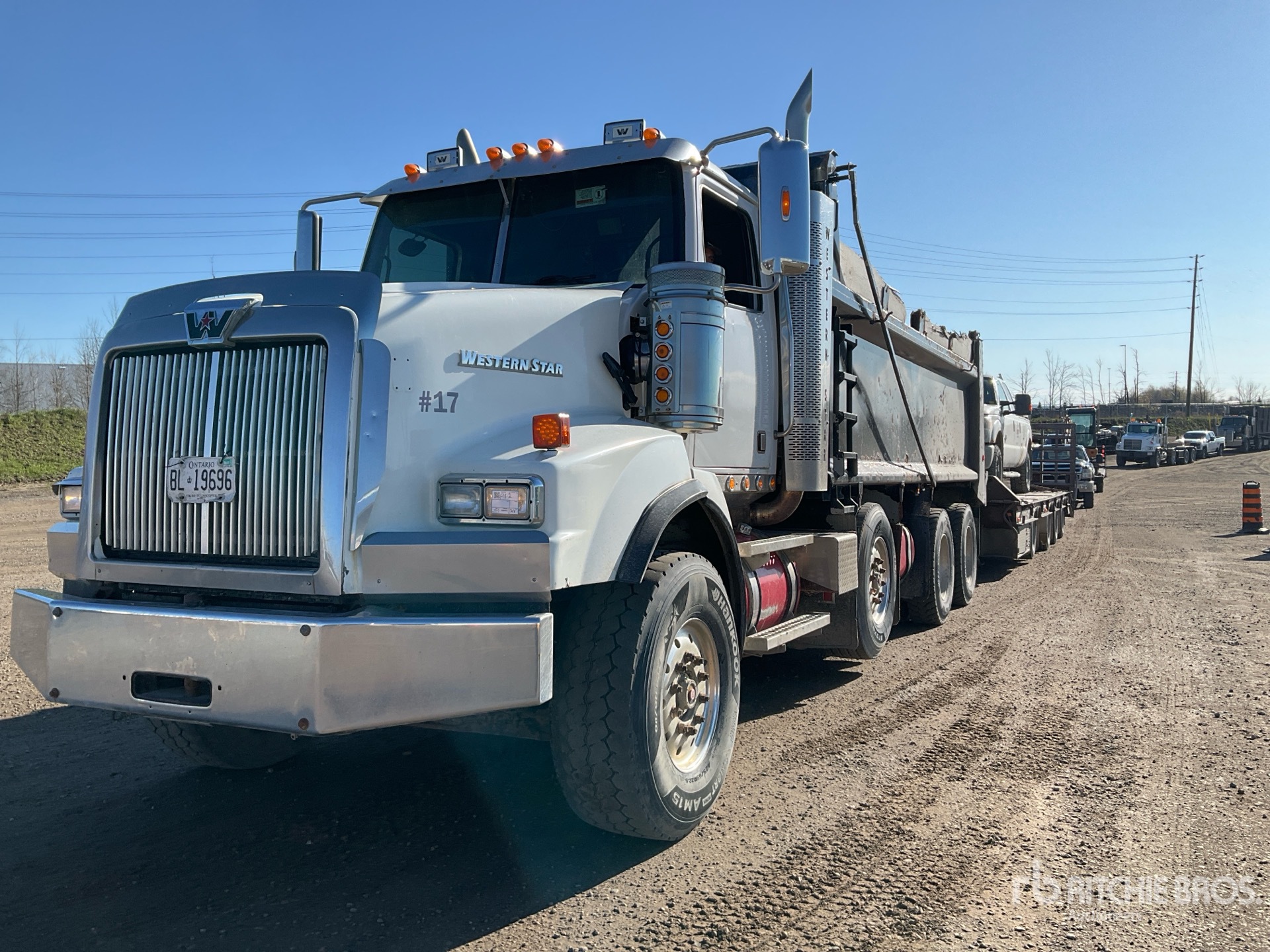 Photo of a 2009 Western Star 4900