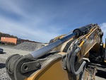 Hydraulics with Stick Cylinder