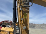 Hydraulics with Auxiliary Hydraulic Plumbing