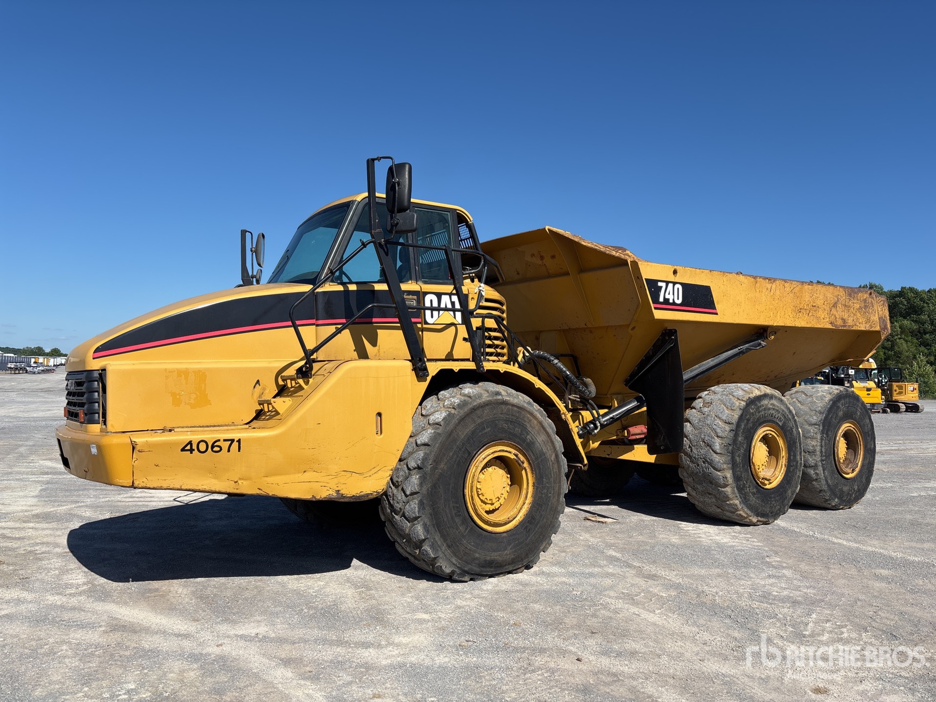 Photo of a 2008 Caterpillar 740